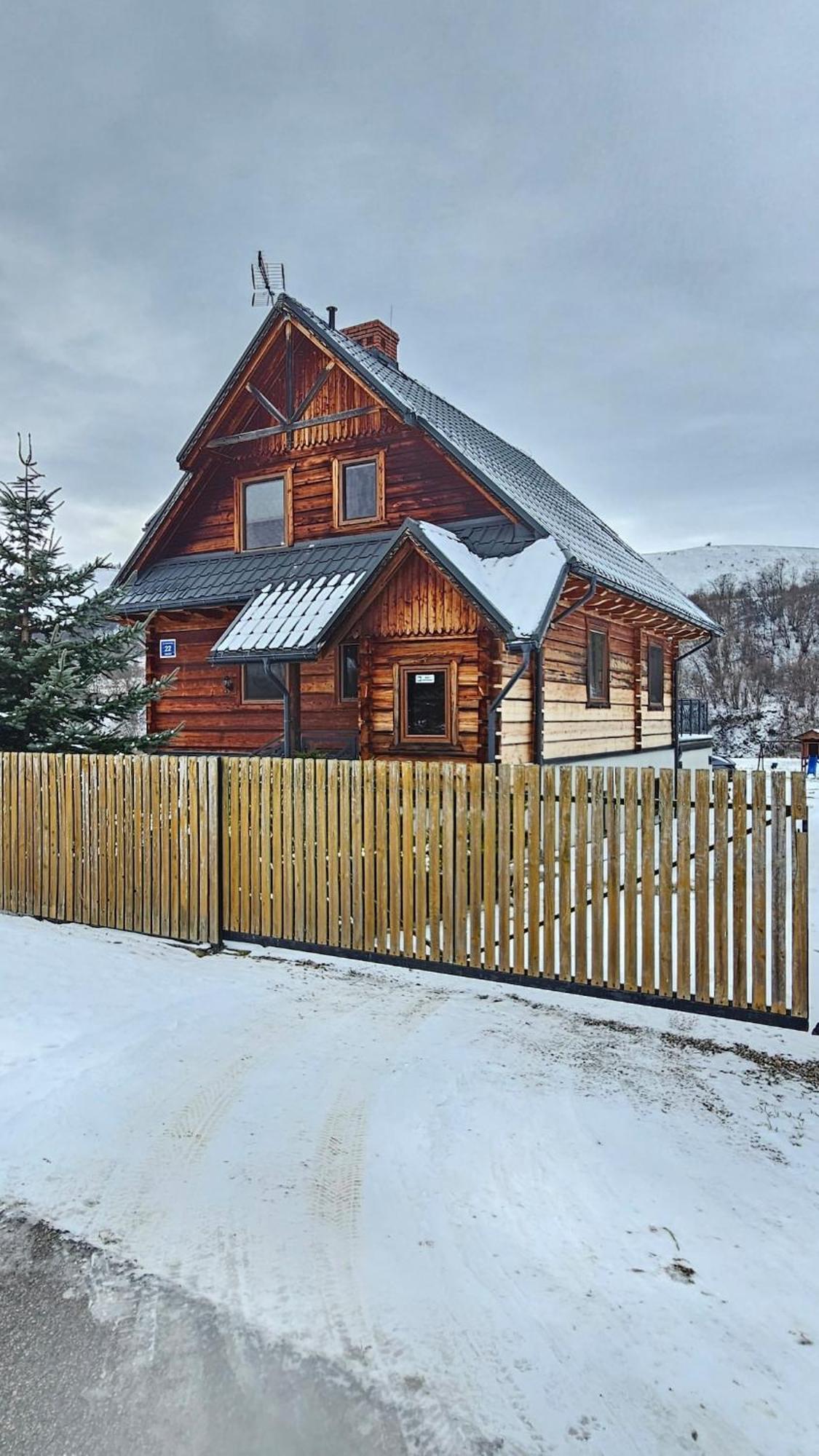 Nasza Chata Na Koncu Swiata Kacwin Bagian luar foto